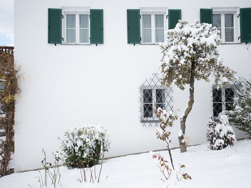 Winterlicher Außenbereich am Huberhof