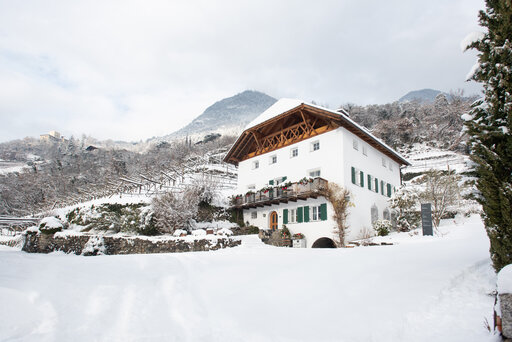 Huberhof Apartments im Winter